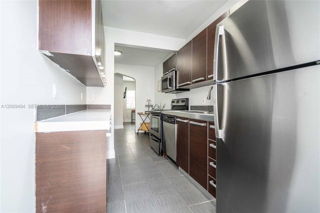 1007 Bay Drive 104, Miami Beach, FL 33141