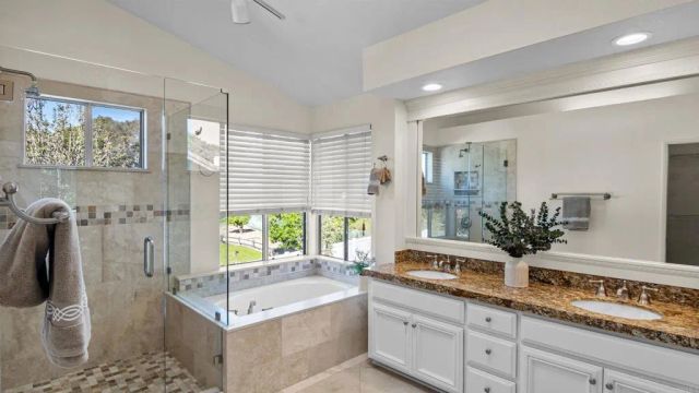 354 Lustrosos Street, Oceanside, CA 92057