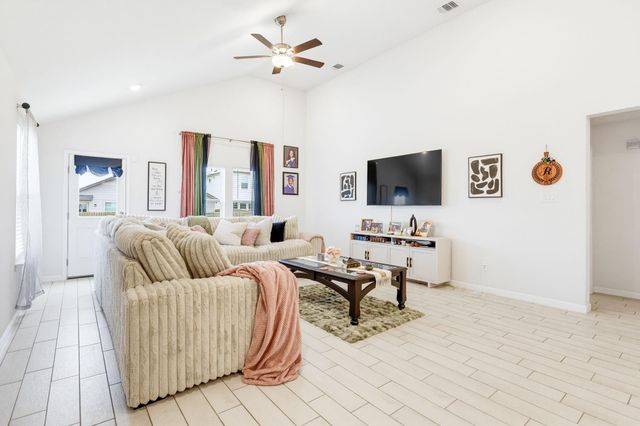 316 Windstar Road, Liberty Hill, TX 78642