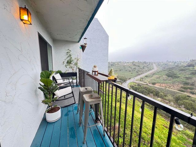 2971 Cowley Way 82, San Diego, CA 92117