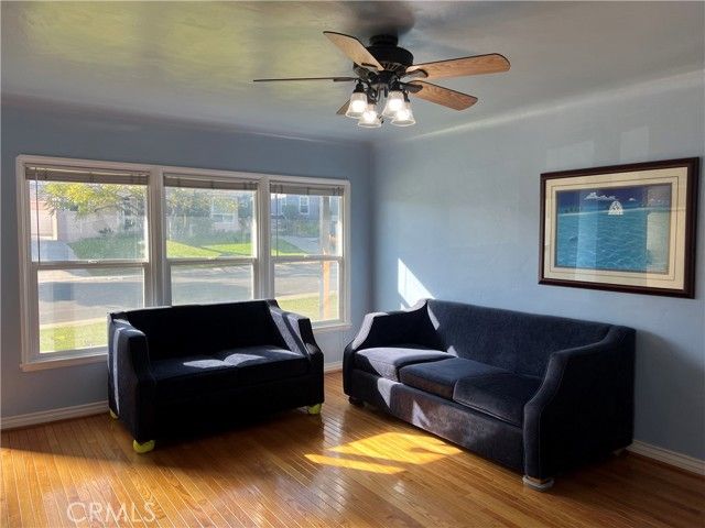 8414 Bleriot Avenue, Los Angeles, CA 90045