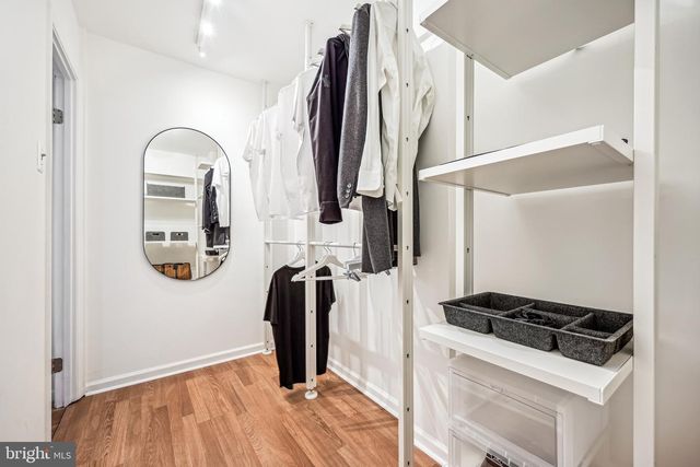 11700 SEVEN LOCKS RD, Potomac, MD 20854