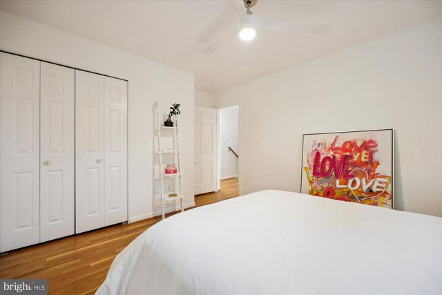 11700 SEVEN LOCKS RD, Potomac, MD 20854