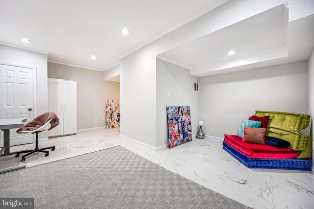 11700 SEVEN LOCKS RD, Potomac, MD 20854