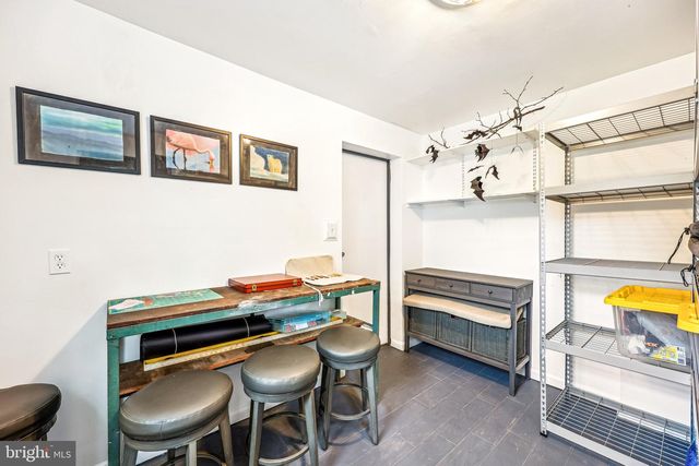 11700 SEVEN LOCKS RD, Potomac, MD 20854