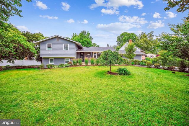 11700 SEVEN LOCKS RD, Potomac, MD 20854