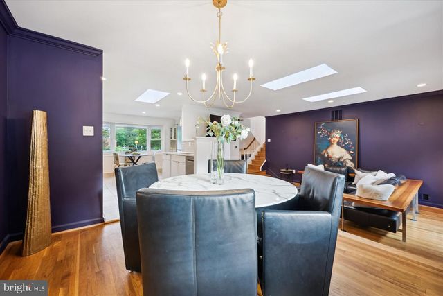 11700 SEVEN LOCKS RD, Potomac, MD 20854