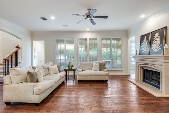 3885 Johnson Street, Frisco, TX 75034
