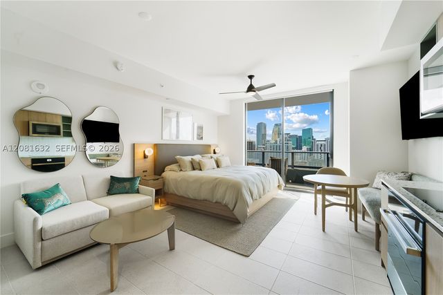 159 NE 6th St 3210, Miami, FL 33132