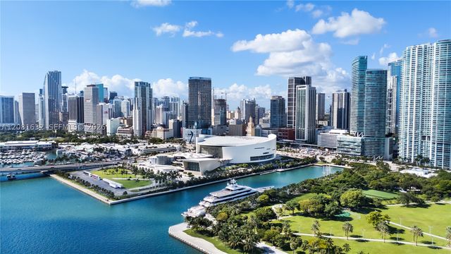 159 NE 6th St 3210, Miami, FL 33132