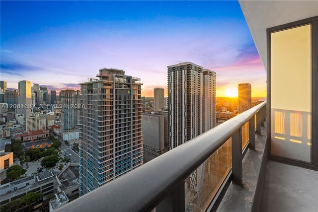 159 NE 6th St 3210, Miami, FL 33132