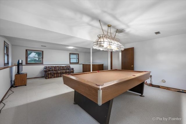 244 Arapahoe Trail, Carol Stream, IL 60188