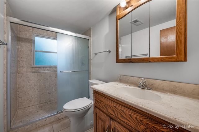 244 Arapahoe Trail, Carol Stream, IL 60188