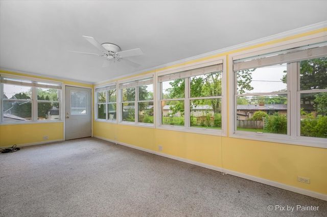 244 Arapahoe Trail, Carol Stream, IL 60188