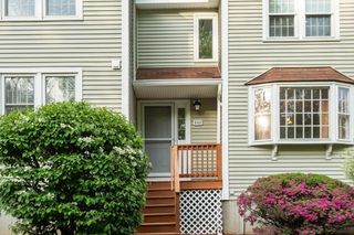 141 Patrick Rd 141, Tewksbury, MA 01876