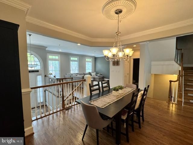 2304 SAWTOOTH OAK CT, Vienna, VA 22182