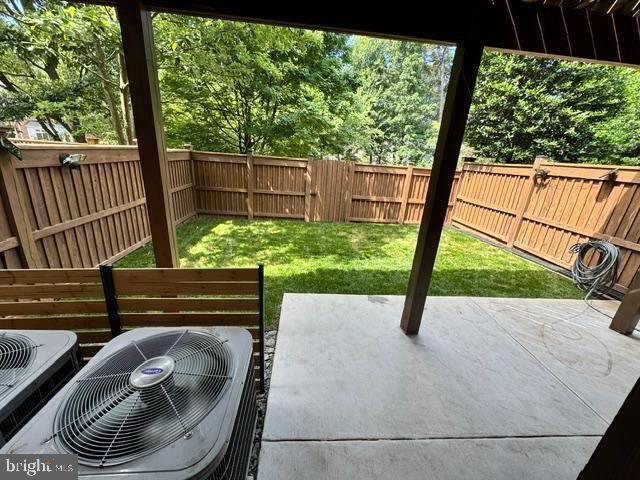 2304 SAWTOOTH OAK CT, Vienna, VA 22182
