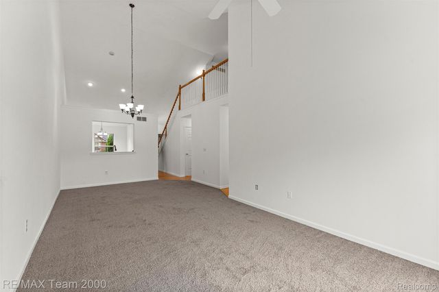 20701 Doves Pointe Drive, Brownstown Charter Township, MI 48174