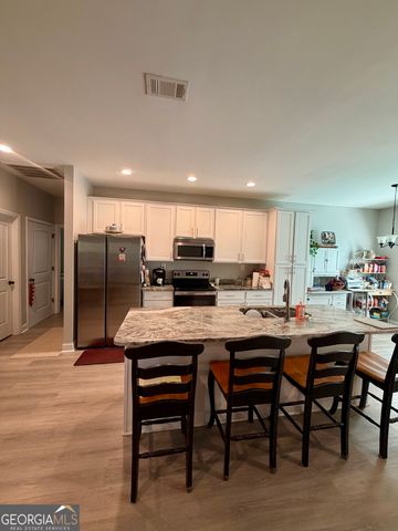108 Cambridge Court NE, Milledgeville, GA 31061