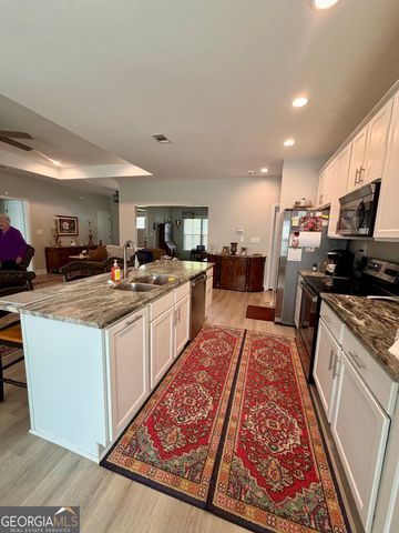 108 Cambridge Court NE, Milledgeville, GA 31061