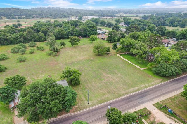 Lot 2 Pecan ST, Bastrop, TX 78602