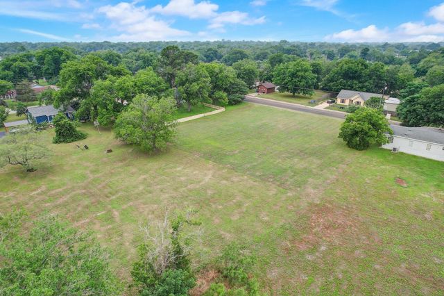 Lot 2 Pecan ST, Bastrop, TX 78602