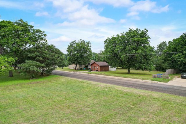 Lot 2 Pecan ST, Bastrop, TX 78602
