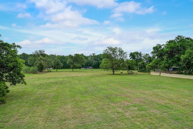 Lot 2 Pecan ST, Bastrop, TX 78602