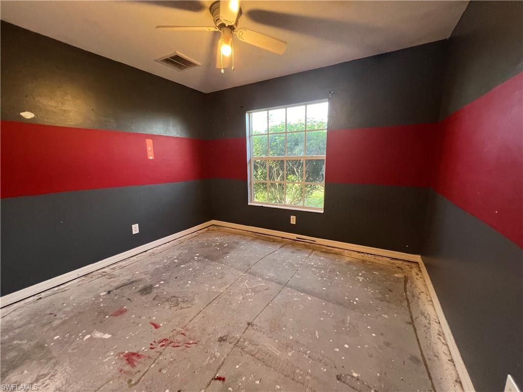 Image 10 of property listing at 1722 NW 18th TER, Cape Coral, FL 33993