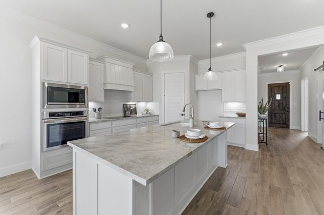 2433 Meteor Drive, Krum, TX 76249