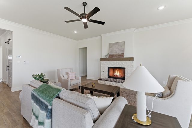 2433 Meteor Drive, Krum, TX 76249