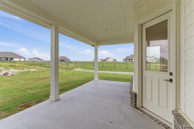 2433 Meteor Drive, Krum, TX 76249