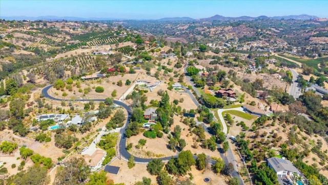 3336 Old Post Road, Fallbrook, CA 92028