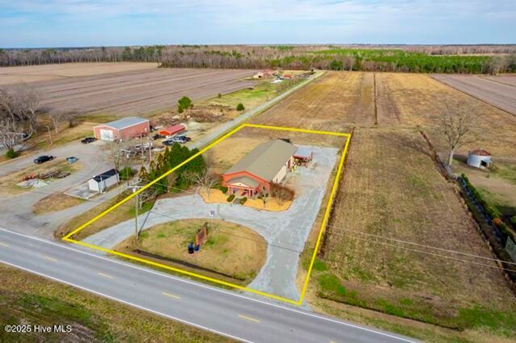 22327 Nc Highway 55, Oriental, NC 28571