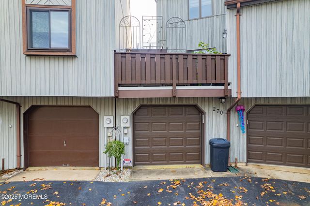 270 Silver Lane, Old Bridge, NJ 08857