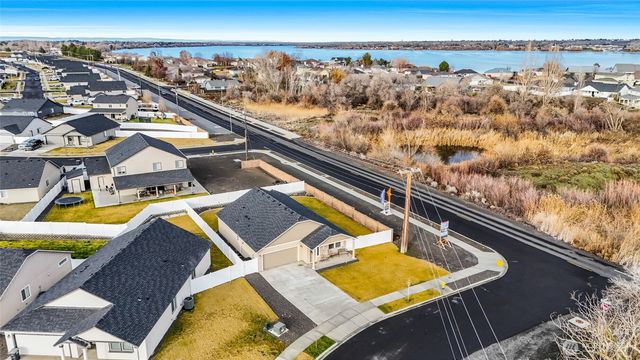 502 N Montana Street, Moses Lake, WA 98837