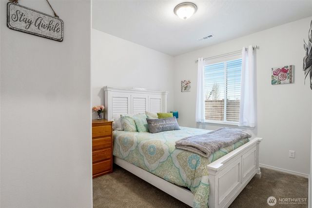 502 N Montana Street, Moses Lake, WA 98837