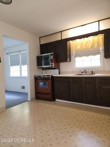281 Center Street, Little Egg Harbor, NJ 08087