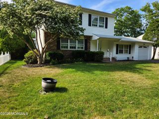 281 Center Street, Little Egg Harbor, NJ 08087