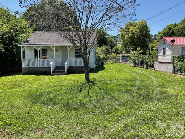 1024 Catawba Street, Lincolnton, NC 28092