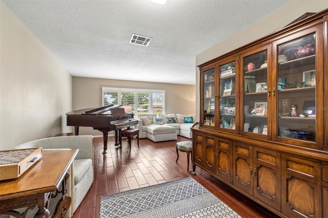 9548 123RD WAY N, Seminole, FL 33772