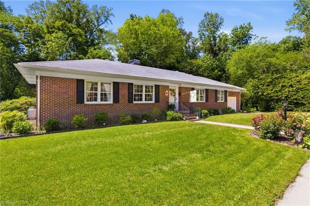 609 Azalea CT, Suffolk, VA 23434