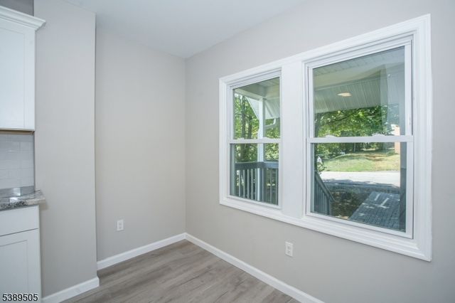 92 Clinton Ave, Mansfield Twp., NJ 07865