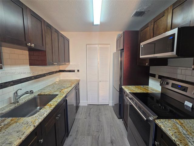 500 NE 2nd Street 417, Dania Beach, FL 33004