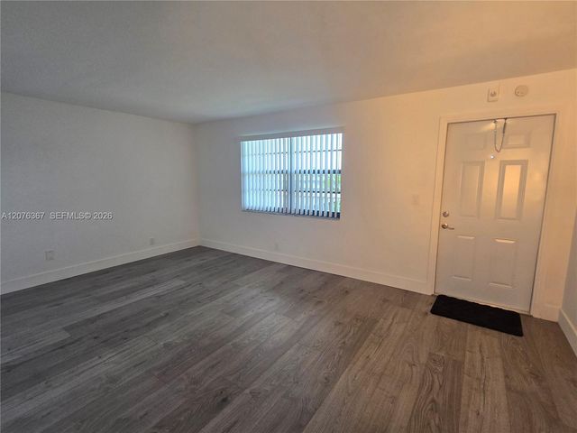 500 NE 2nd Street 417, Dania Beach, FL 33004