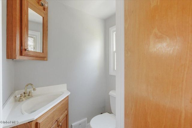1117 Day Road, Rotterdam, NY 12303