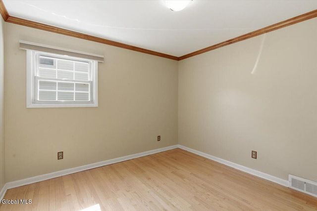 1117 Day Road, Rotterdam, NY 12303