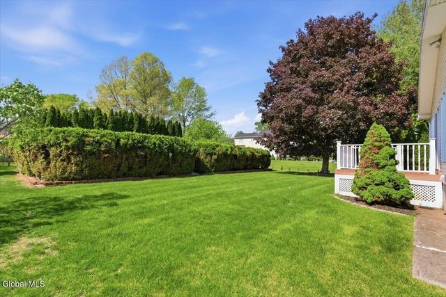 1117 Day Road, Rotterdam, NY 12303