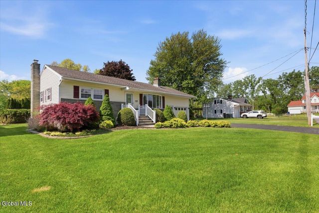 1117 Day Road, Rotterdam, NY 12303