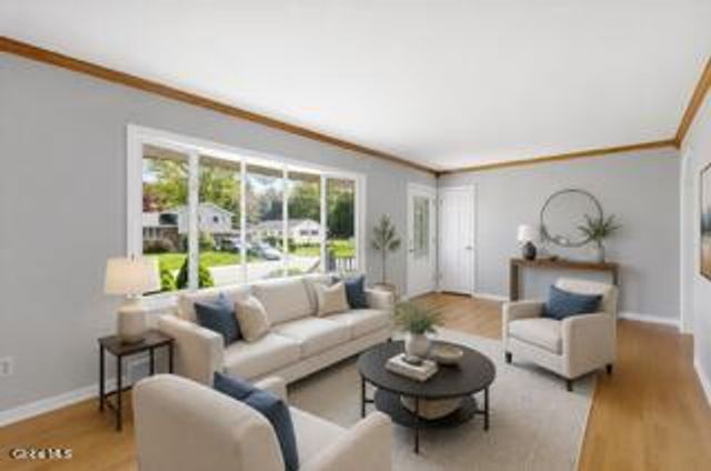 1117 Day Road, Rotterdam, NY 12303